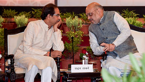 கட்சி ஆட்சி செய்ய கட்சி ஆட்சி செய்ய