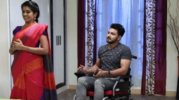 அரண்மனை கிளி 