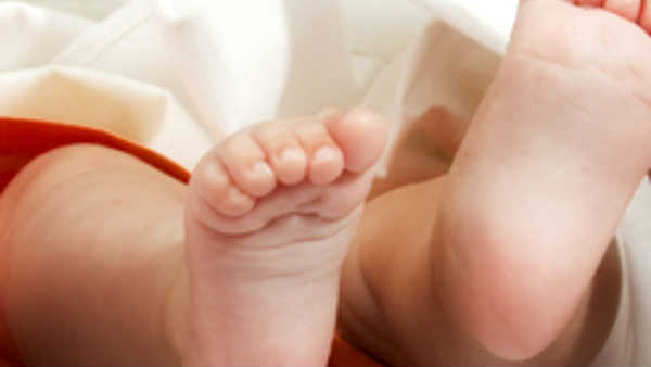 பெண் குழந்தை 