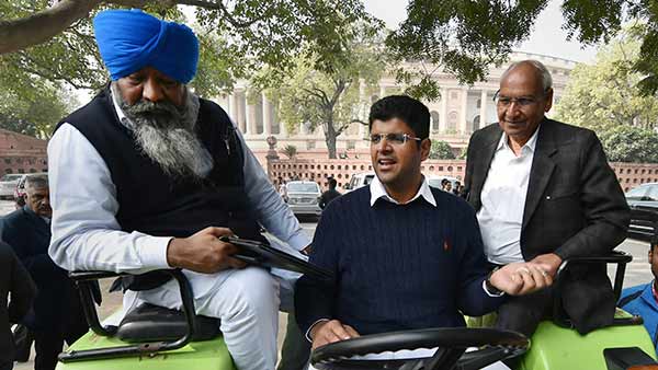 கிங் மேக்கர் இவர் 