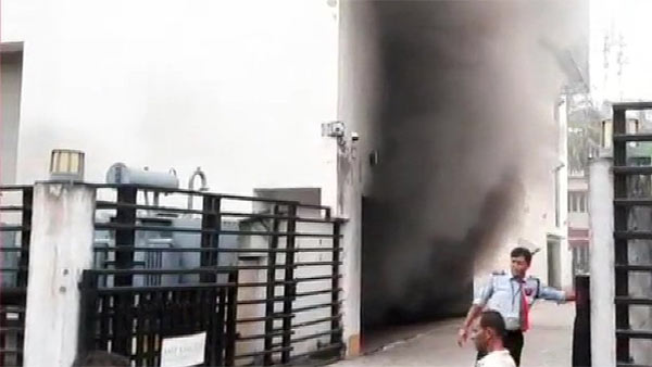 Fire accident in Kolkata shopping mall