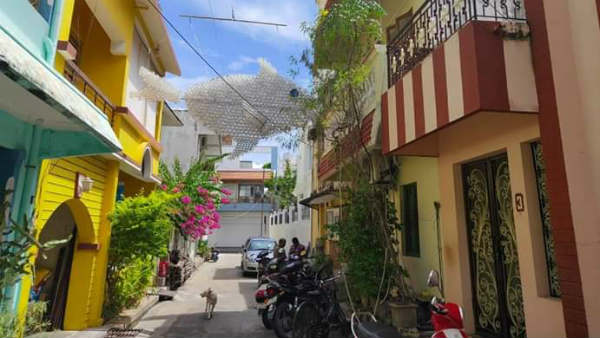 மக்கள் ஆச்சரியம்