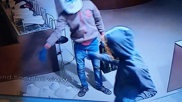 சிக்குவாரா சுரேஷ் சிக்குவாரா சுரேஷ்