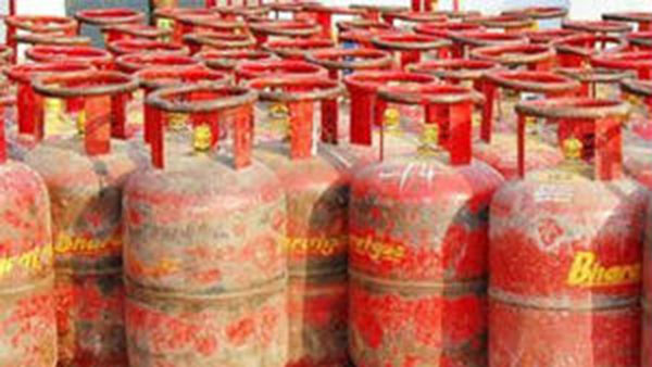 சென்னையில் கேஸ் சிலிண்டர் விலை 