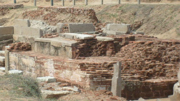 பூம்புகார் செங்கற்கள் பூம்புகார் செங்கற்கள்