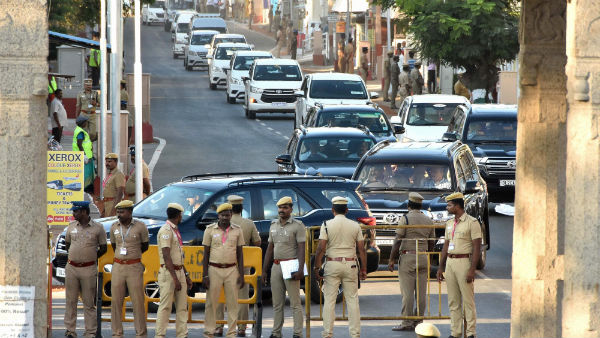 சாலை வழி போக்குவரத்து சாலை வழி போக்குவரத்து