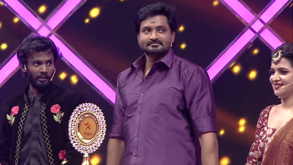 நாம் இருவர் நமக்கு இருவர் 