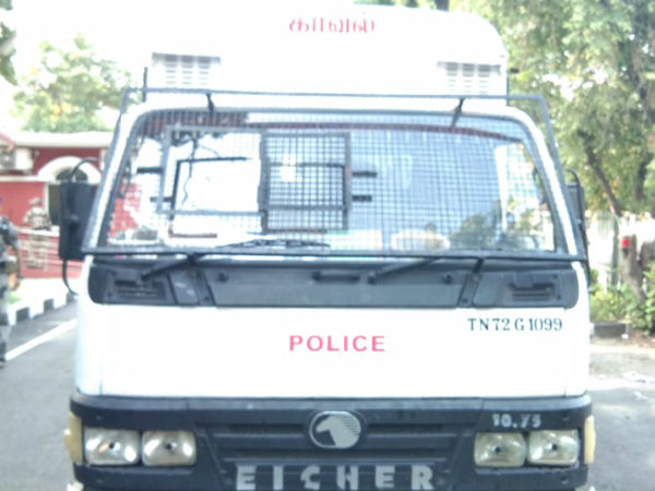 வாக்கு எண்ண தடையில்லை 