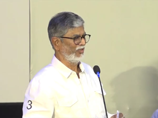 லஞ்சம் கொடுப்பதை 