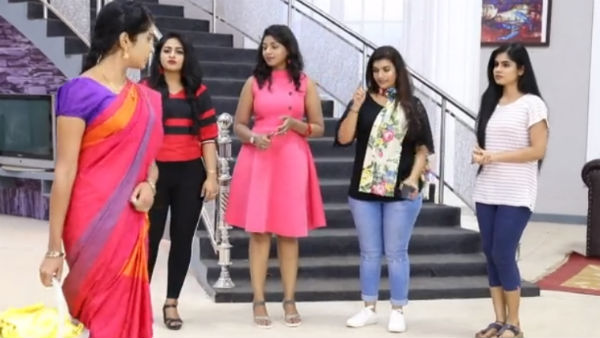 அரண்மனை கிளி 