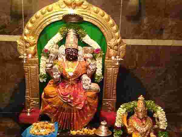 லட்சுமி கடாட்சம் உண்டு