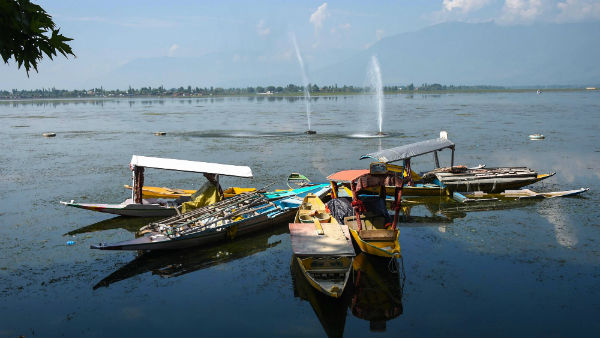 சுற்றுலா பயணிகளுக்கு அனுமதி சுற்றுலா பயணிகளுக்கு அனுமதி