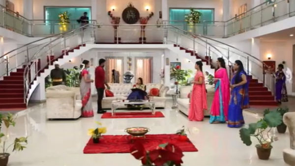 அகிலா நாளைக்கே 