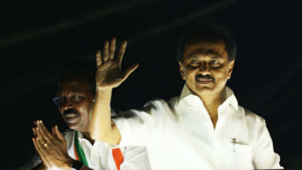 DMK cadres throng in large nuber for MK Stalin campaign in Nanguneri 