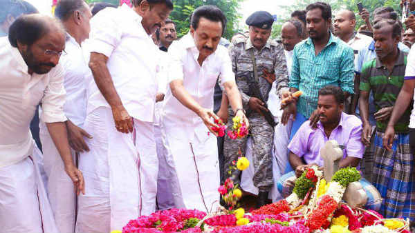 கல்லறையில் அஞ்சலி 