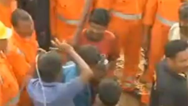 காப்பாற்றலாம் 