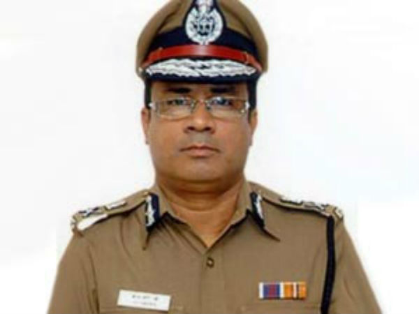 விடுப்பு கிடையாது 