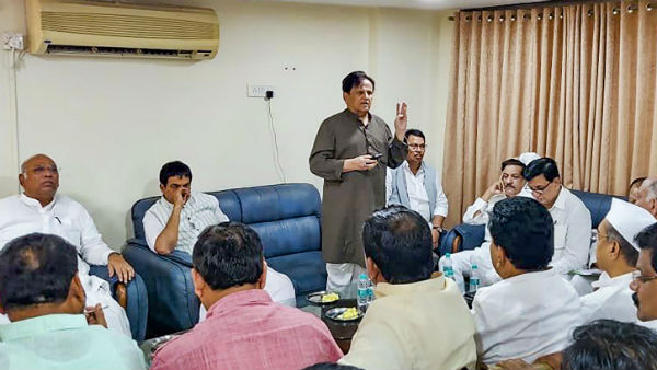 ரிசார்ட் அரசியல் 