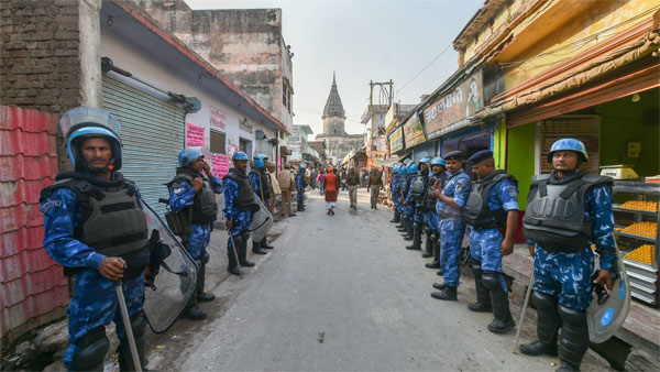மாவட்ட நிர்வாகம் 