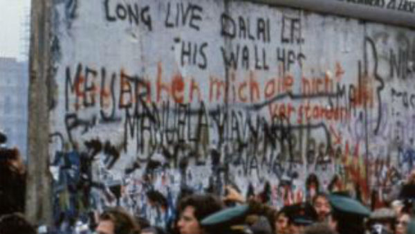 பெர்லின் சுவர் உருவாக்கம் 