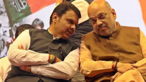 மகா.வில் முட்டி மோதல் 