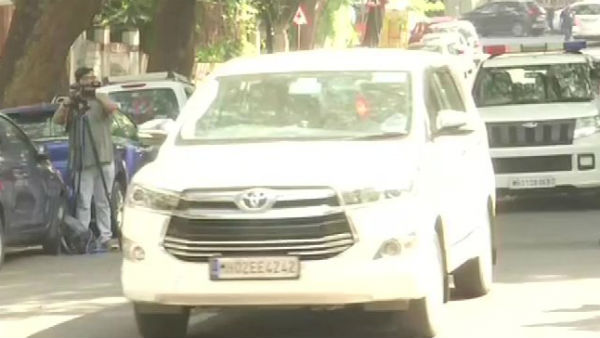 அழைத்தார் 