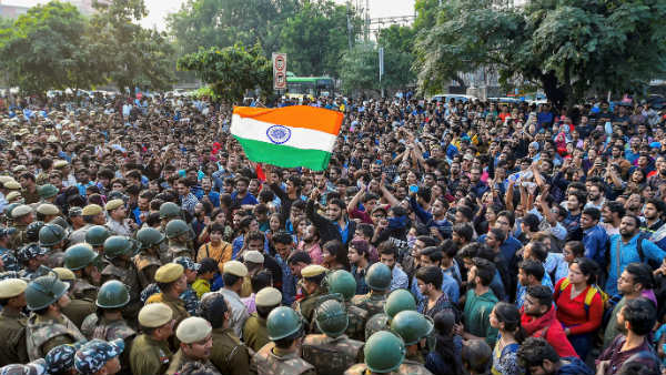 மீண்டும் இன்று போராட்டம் 