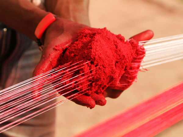 ரத்தம் வெளியேறியது 