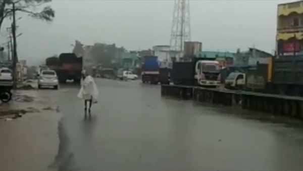 அதிகமாக மழை 