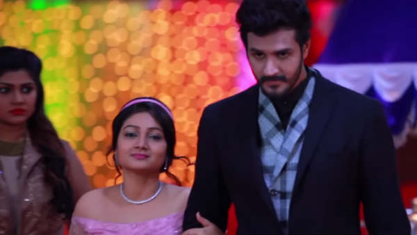 ரோஜா அர்ஜுன் 