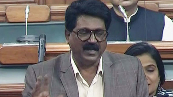 அப்படியே செய்தார் 