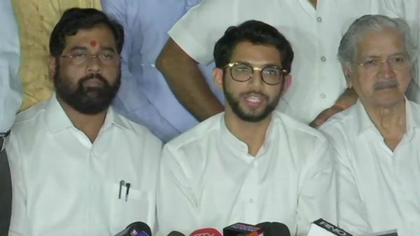 பேட்டி அளித்தார் 