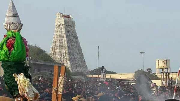 புத்திரபாக்கியம் தரும் திருச்செந்தூர்