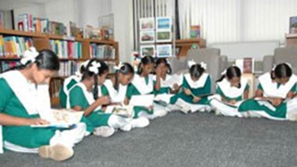 படிப்பில் கவனம்