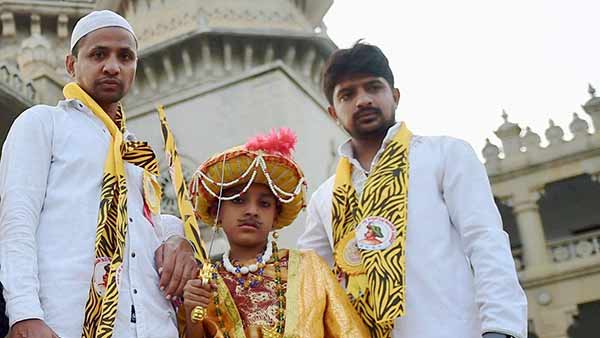 வலதுசாரி அமைப்பு 