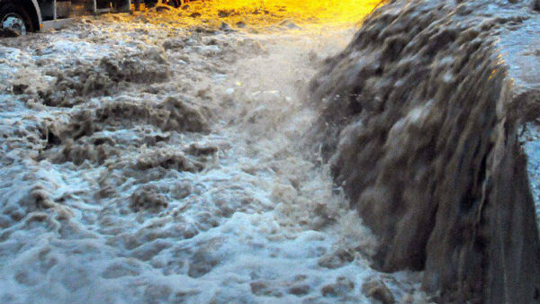 கலைப்படைப்புகள் அழிப்பு 