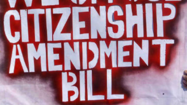 டெல்லியில் பாஜகவுக்கு சாதகம் 