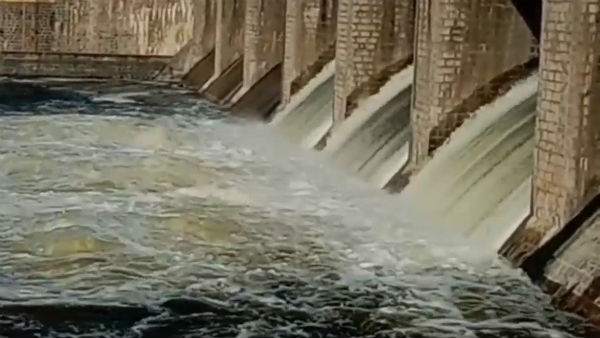  Veedur Dam which reaches full capacity