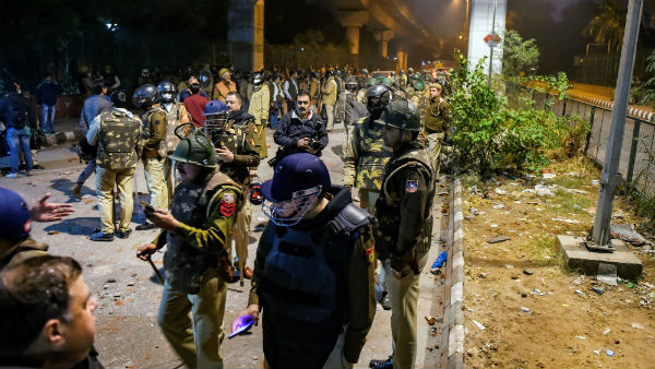 கண்ணீர் புகை குண்டு கண்ணீர் புகை குண்டு