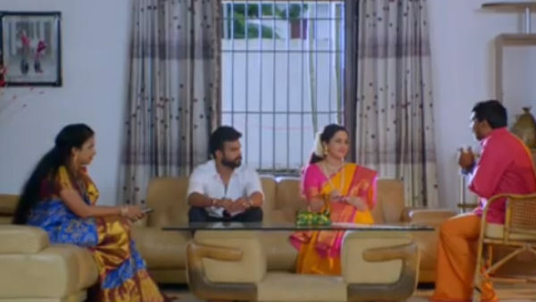 மாடல் அழகிகள் 