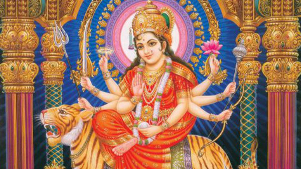 துர்க்கை அம்மனுக்கு விளக்கு 