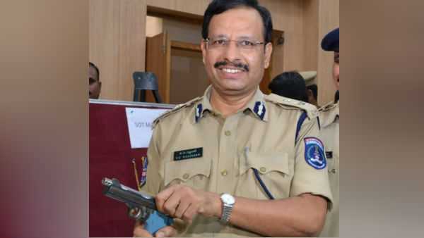 போலீஸ் கமிஷ்னர் போலீஸ் கமிஷ்னர்