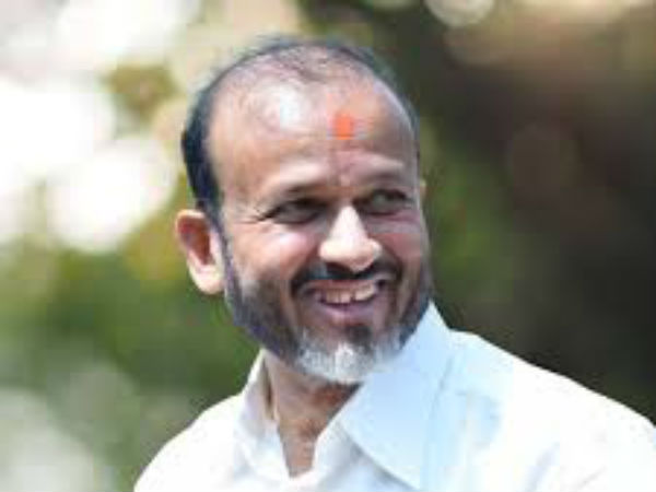 மீண்டும் பதவி பிரமாணம் 