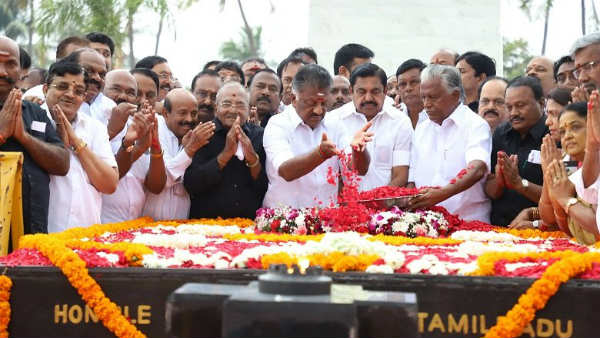 எம்.ஜி.ஆர்.நினைவுதினம் 