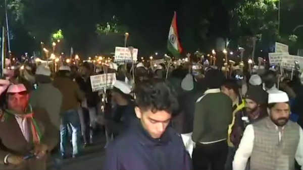 Indian Youth Congress carries out torch rally in Delhi Indian Youth Congress carries out torch rally in Delhi