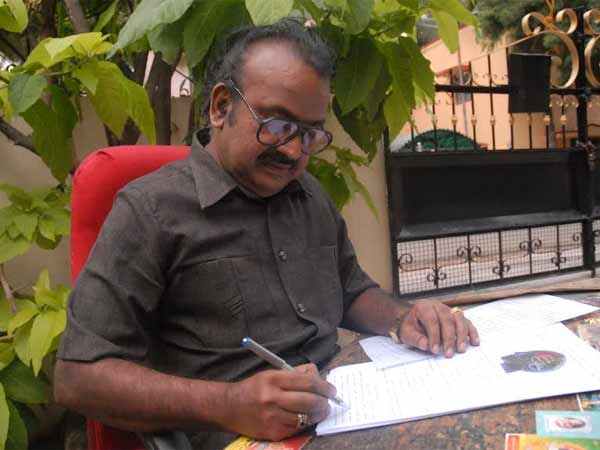 Rajesh kumar New Series “Vibareethangal Inge Virkappadum” part 19