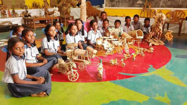 பல்வேறு பள்ளிகள் 