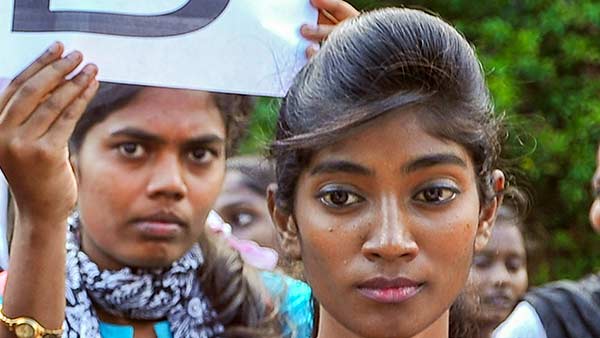 போலீஸ் குவிப்பு 