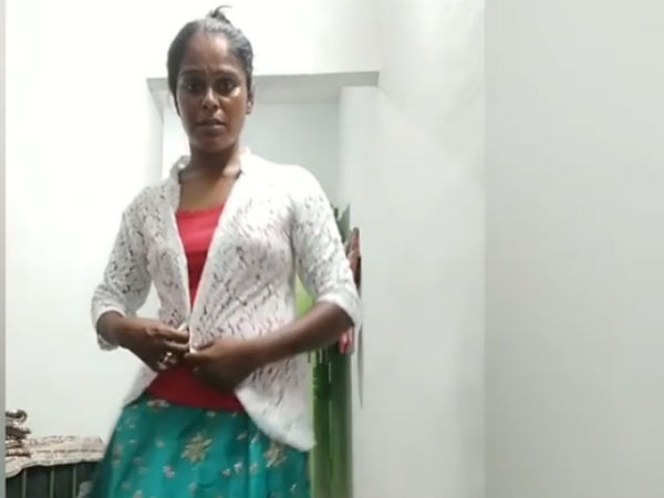 அரைகுறை டிரஸ் 