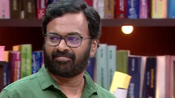 கட்டிலில் அப்படியே 